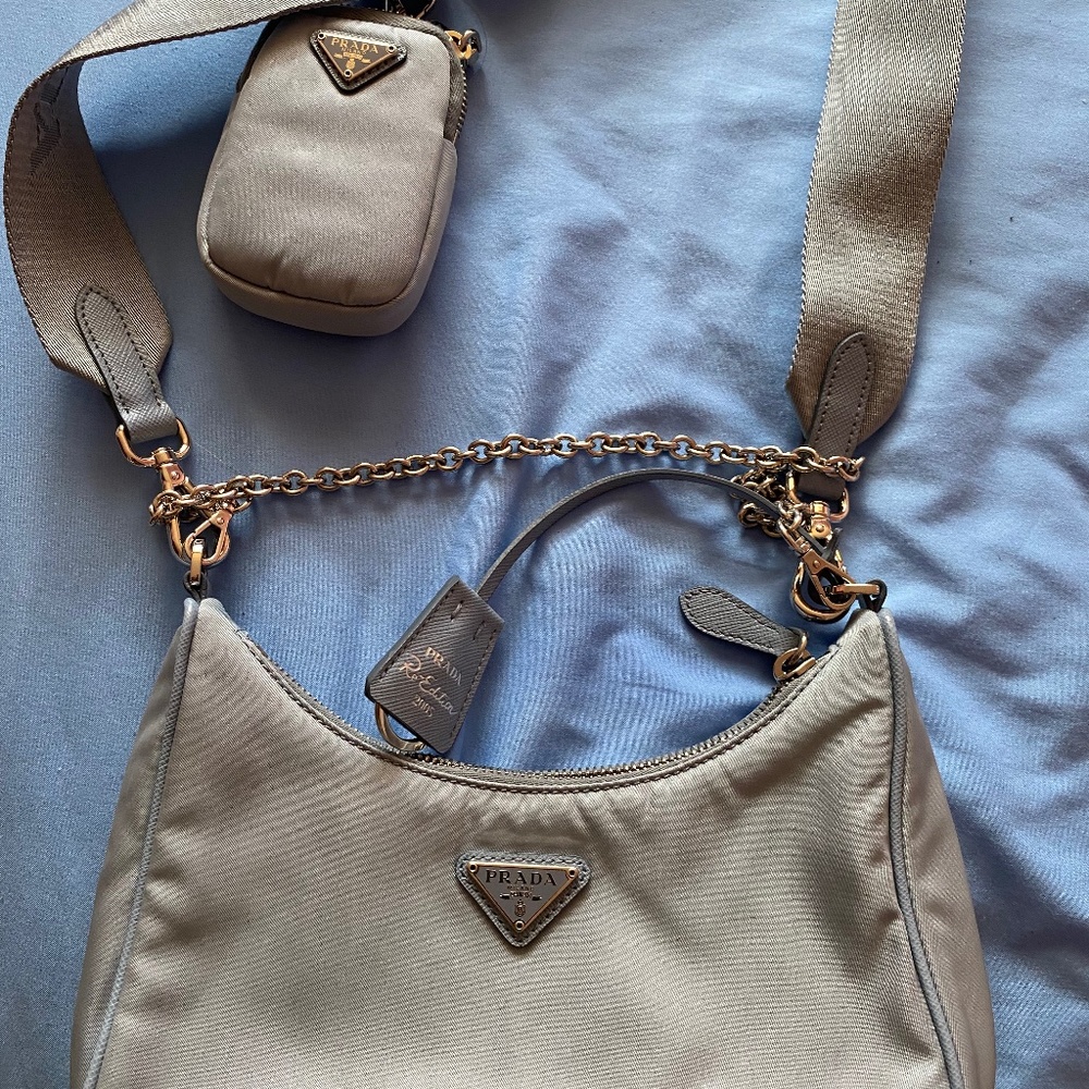 Authentic Prada Re-Edition 2005 Re-Nylon bag
